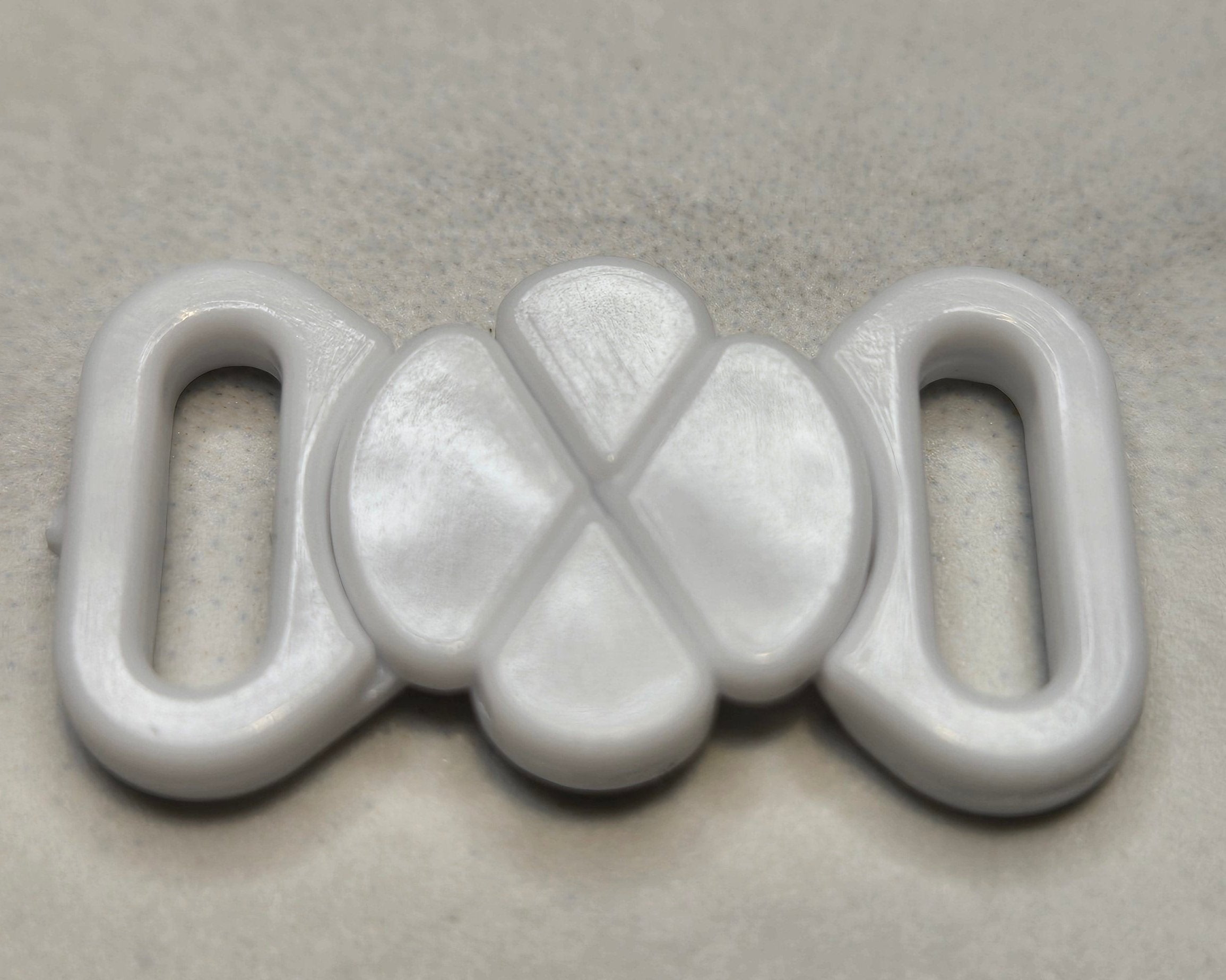 10mm Plastic Front Bra Clasp - White (2910)