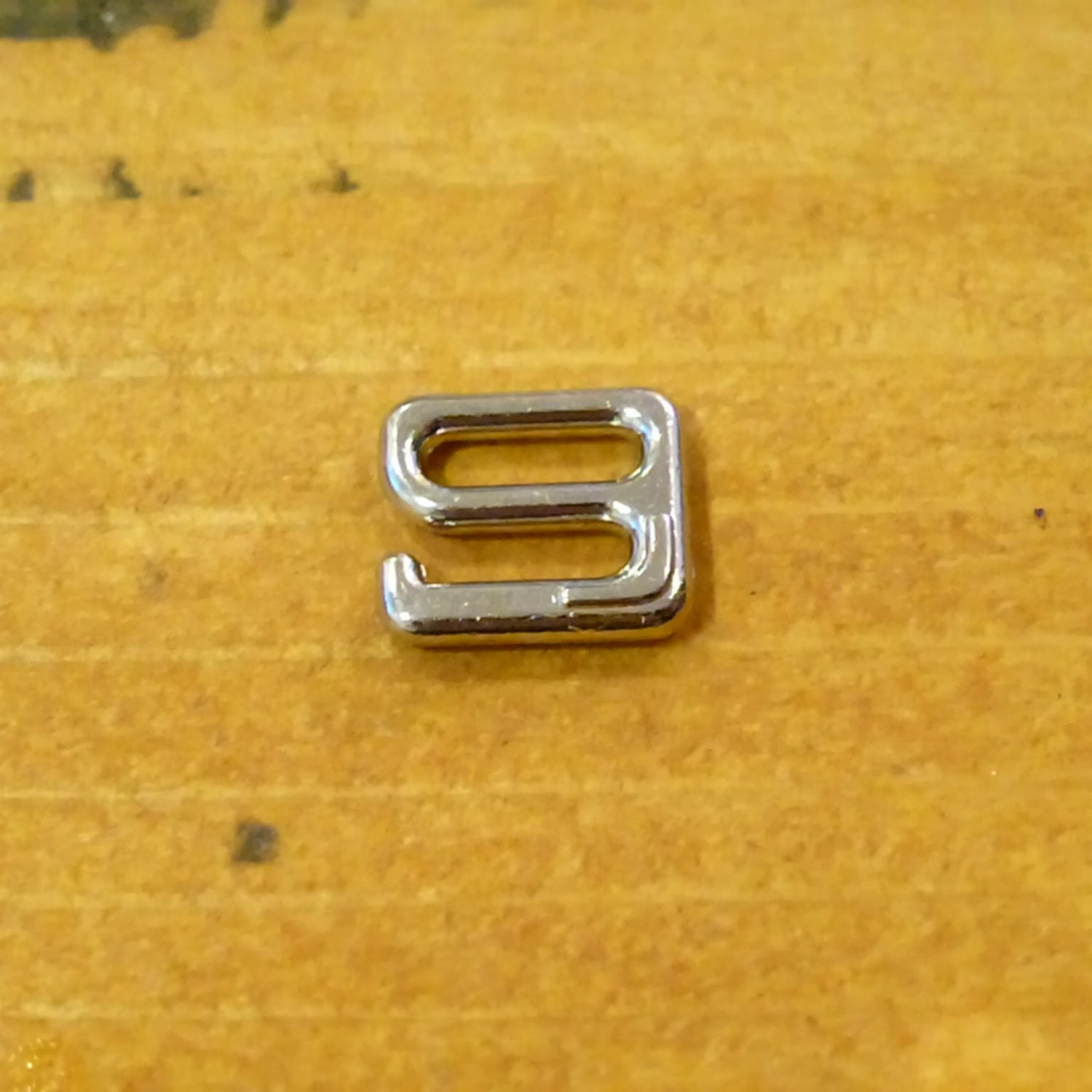 Metal Hooks for Sewing Lingerie &amp; Fashion Design - Nickel Plating - 2 Sizes Available (16xx) - 8mm - 5/16’’ / 10 - Bra
