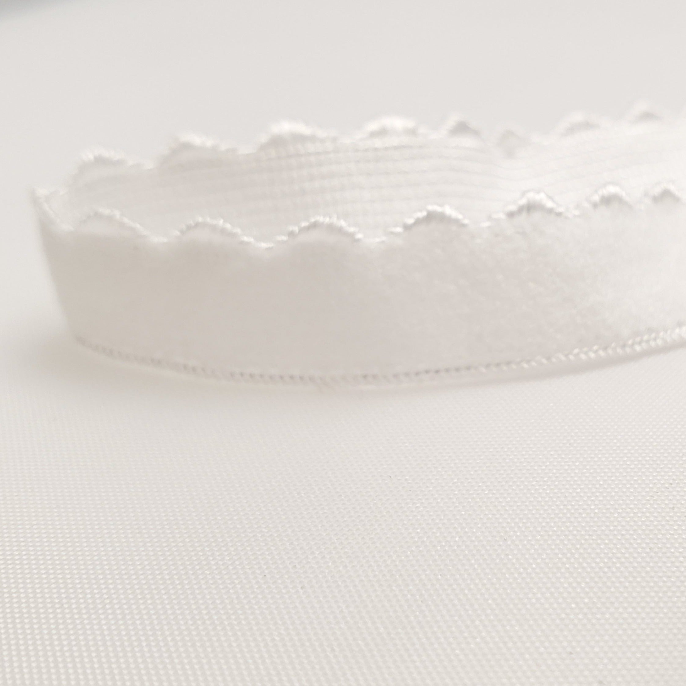 White Picot (scalloped) strap elastic for Bras 3/8&quot; (10mm) 90577 - Per Meter - Allied Trimmings Inc