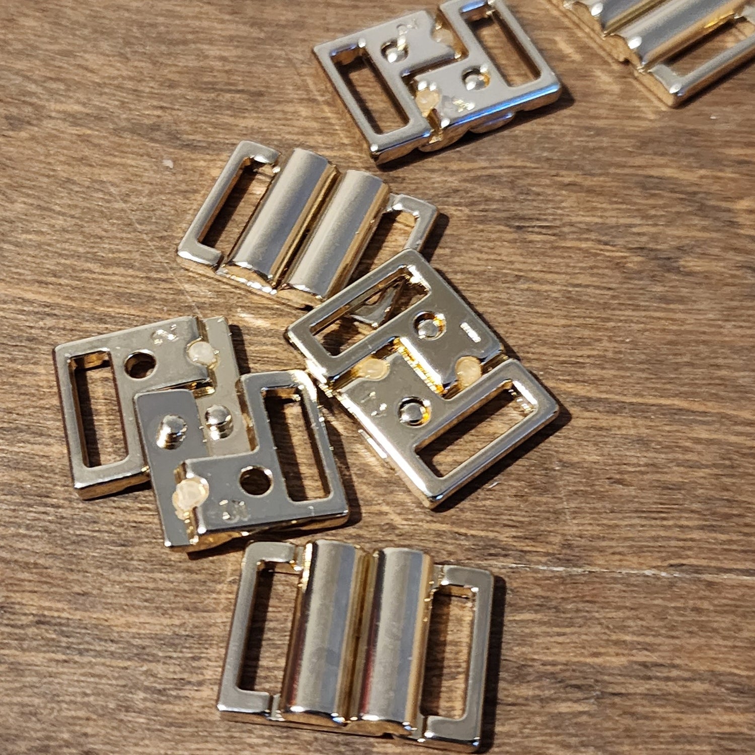 24k Gold Hand Polished Secured Bra Clasps, 10mm